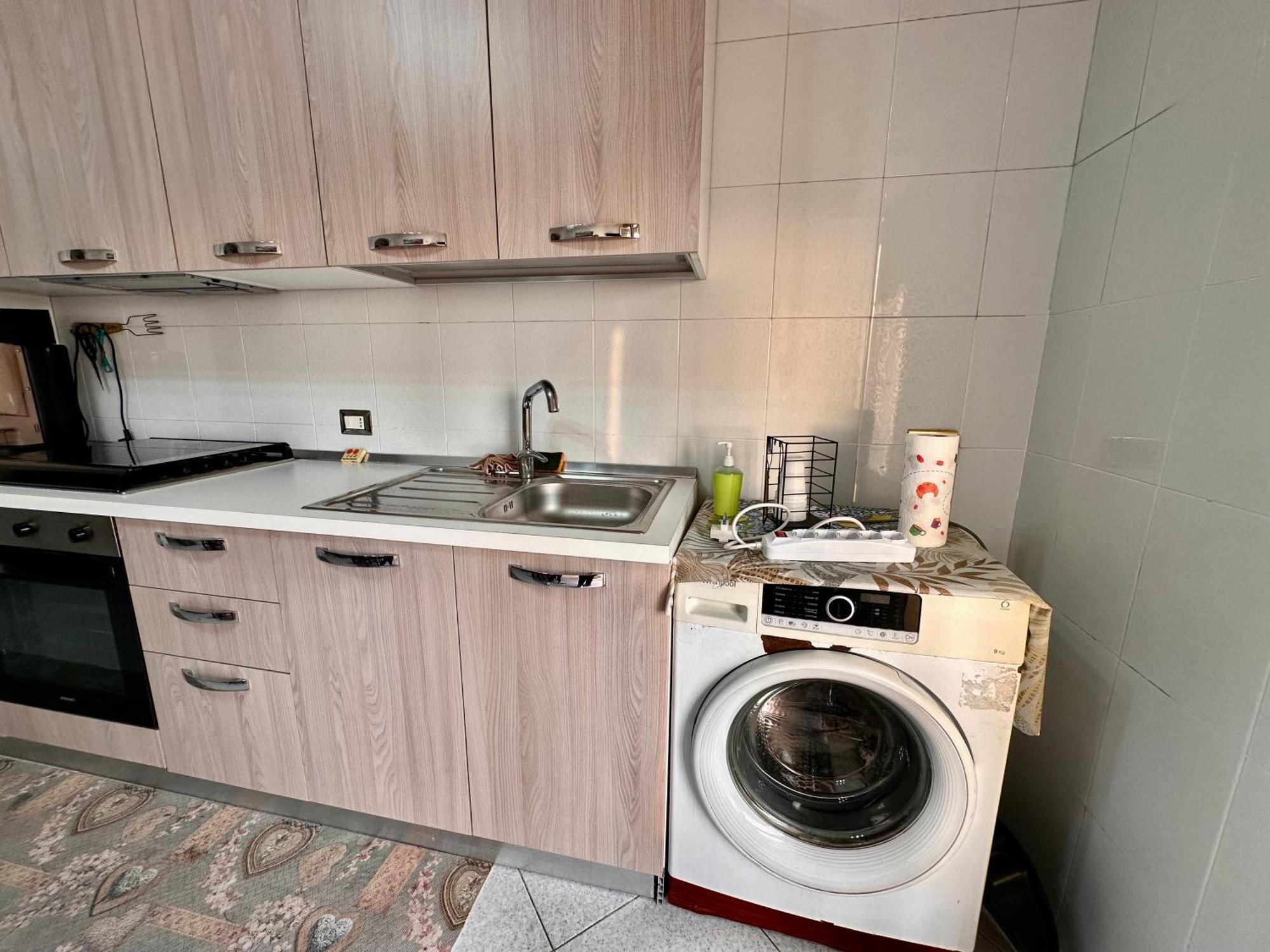 הוילה נאפולי Casa Vacanze Bergame מראה חיצוני תמונה