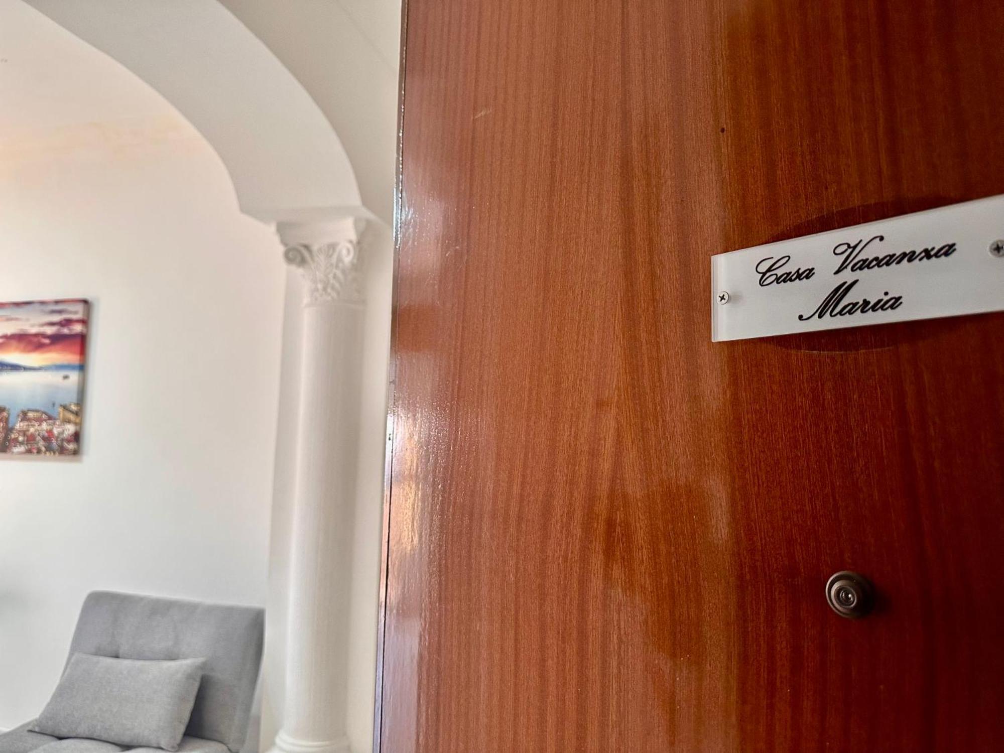 הוילה נאפולי Casa Vacanze Bergame מראה חיצוני תמונה