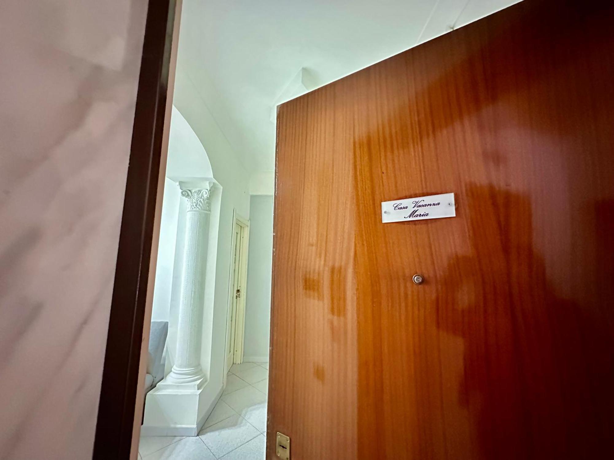 הוילה נאפולי Casa Vacanze Bergame מראה חיצוני תמונה