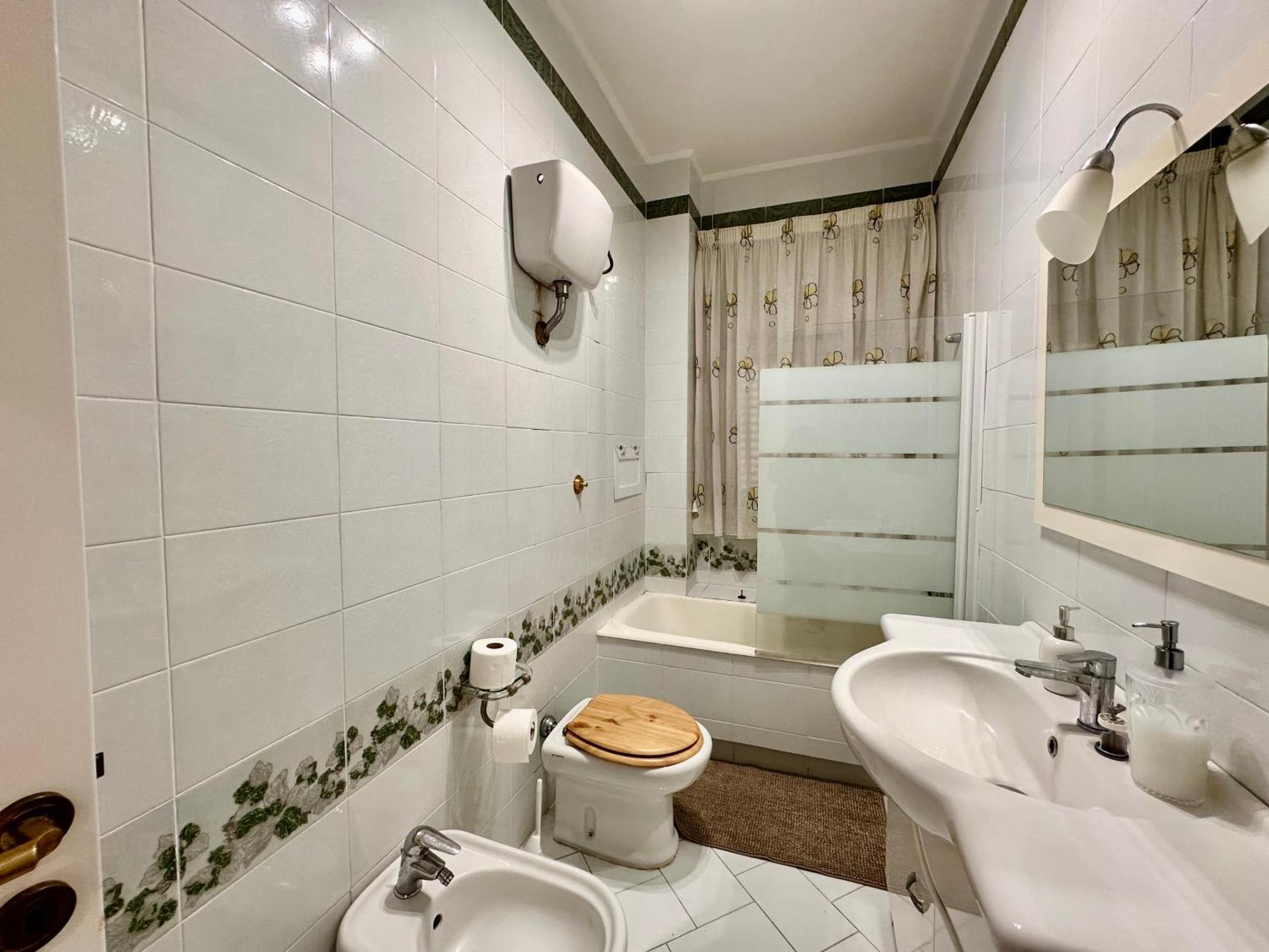 הוילה נאפולי Casa Vacanze Bergame מראה חיצוני תמונה