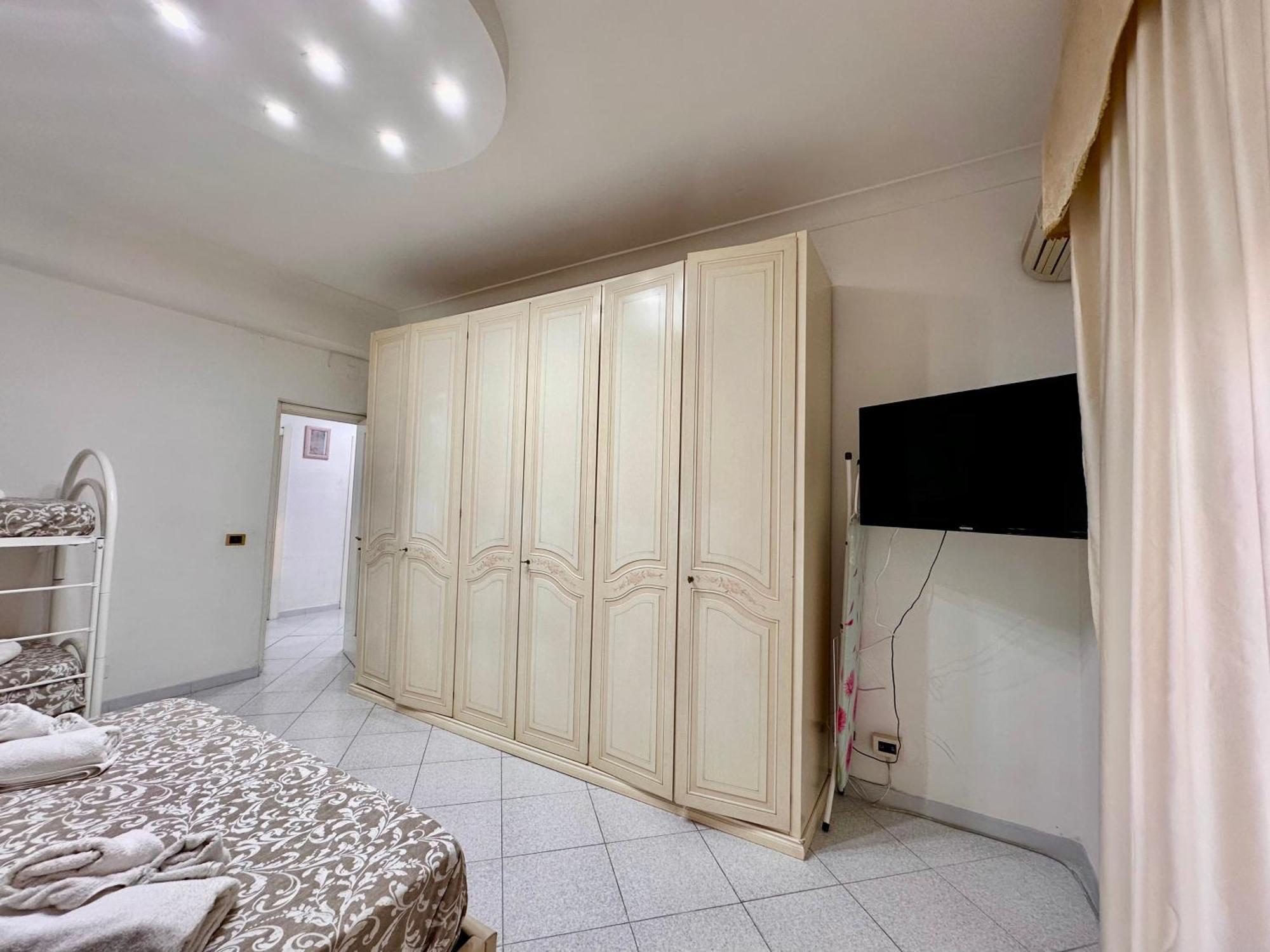 הוילה נאפולי Casa Vacanze Bergame מראה חיצוני תמונה